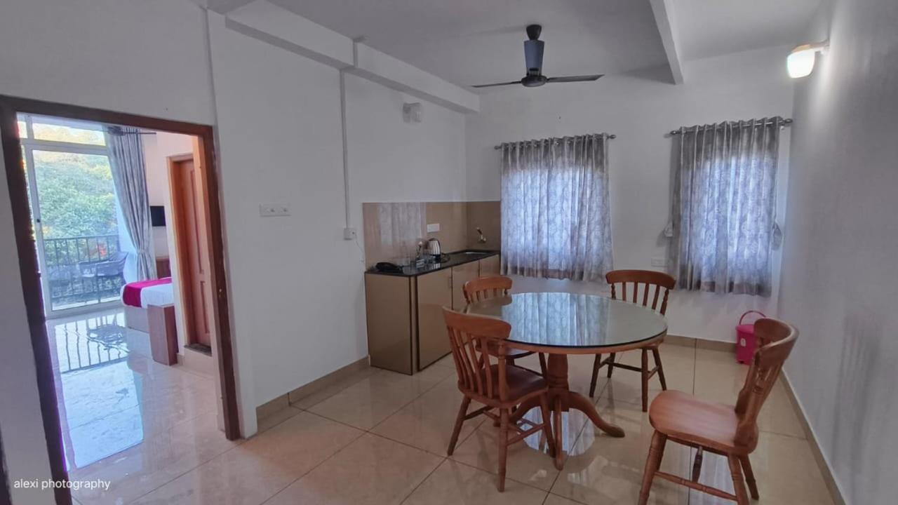The Cloud Mountain Tourist Villa Vagamon Ngoại thất bức ảnh